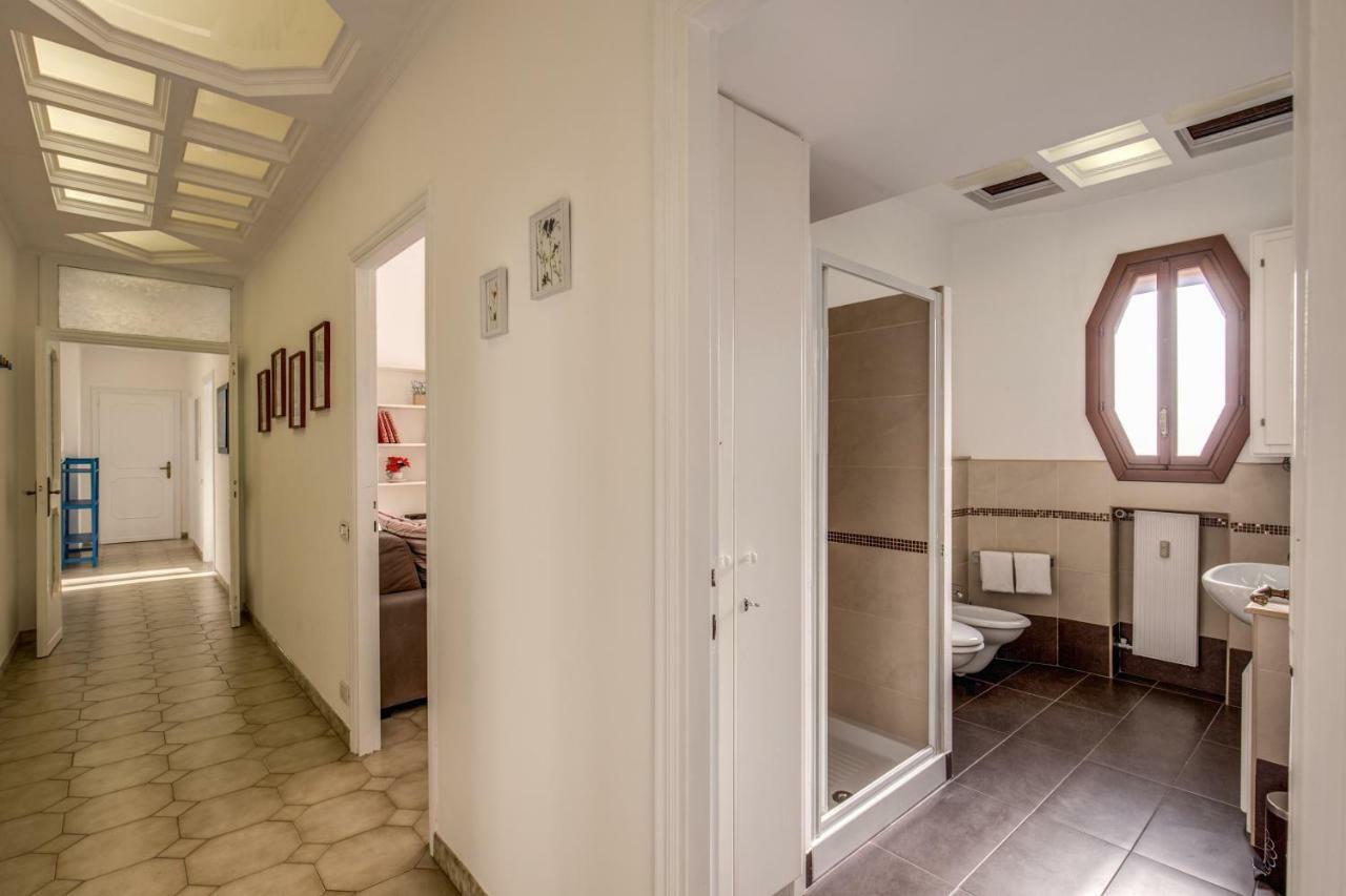 Casa Di Luca _ 3 Bdr Apartment Рим Экстерьер фото