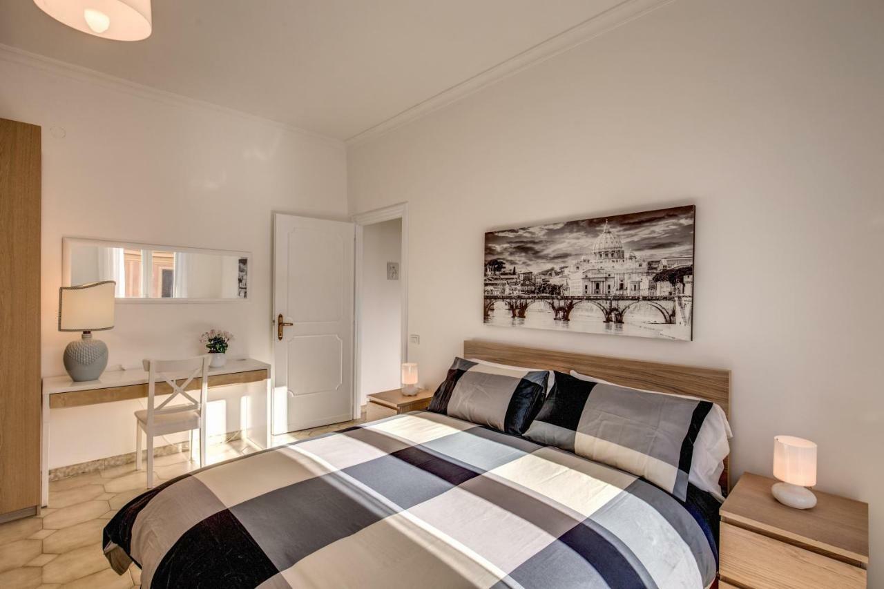 Casa Di Luca _ 3 Bdr Apartment Рим Экстерьер фото