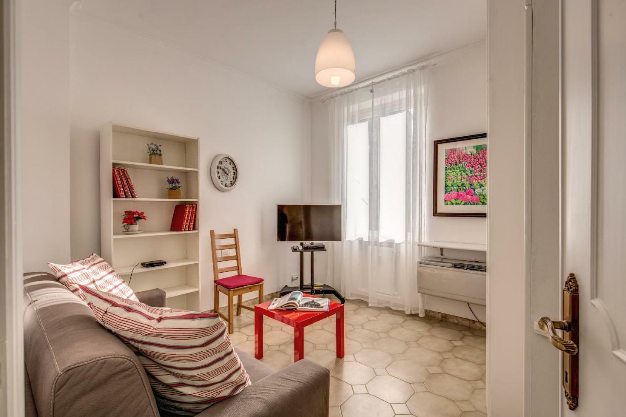 Casa Di Luca _ 3 Bdr Apartment Рим Экстерьер фото