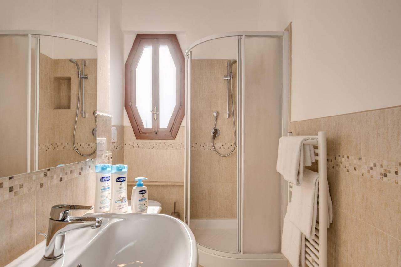 Casa Di Luca _ 3 Bdr Apartment Рим Экстерьер фото
